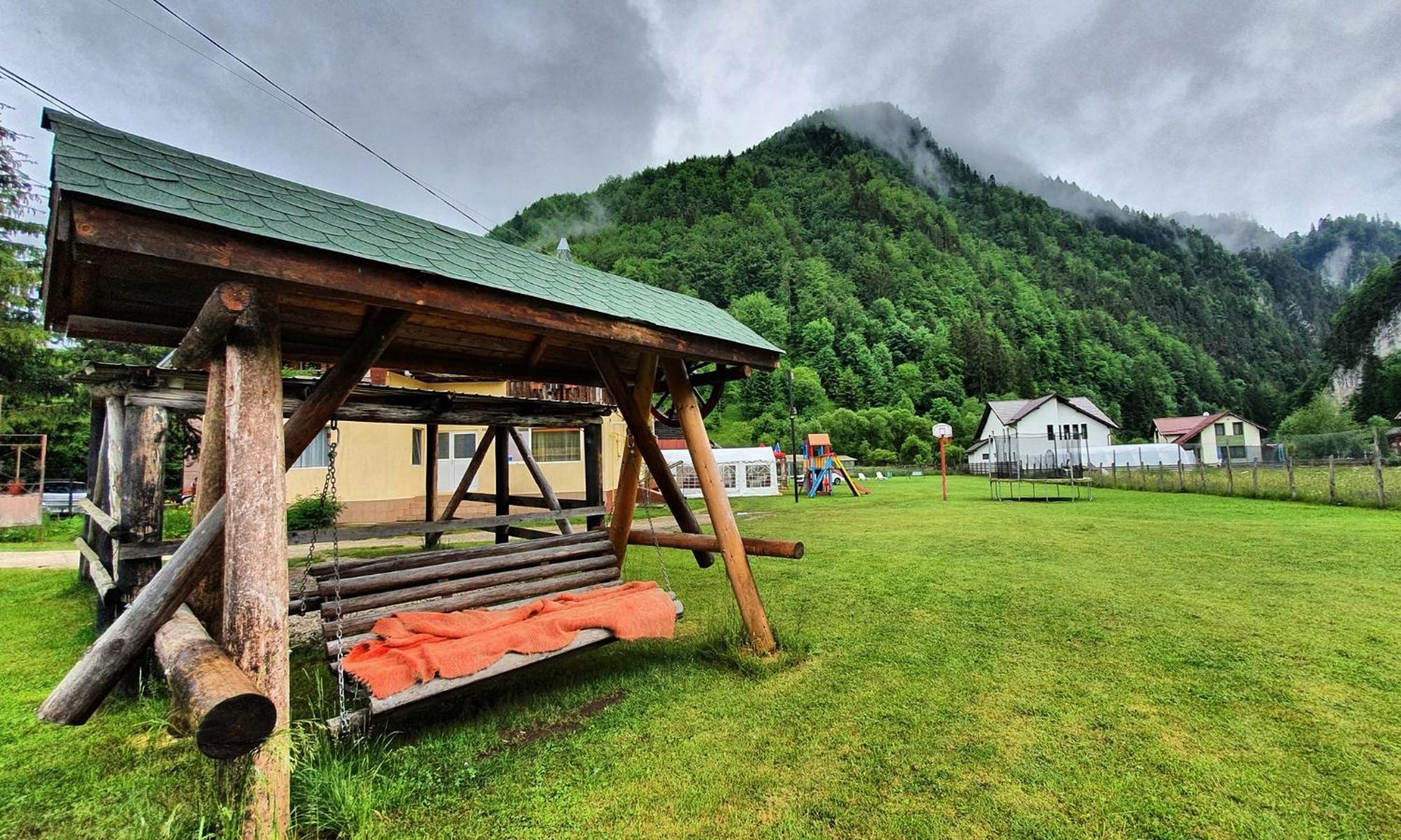 Отель Casa Petruta Dambovicioara Podu Dimbovitei Экстерьер фото